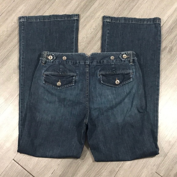 Banana Republic DarkWash Flare Flap Pocket Jeans    size 8 - Picture 6 of 8